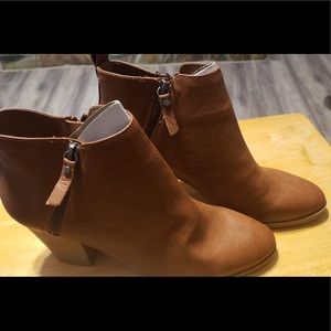 Universal Thread Ankle Heel Boots Size 11 NEW